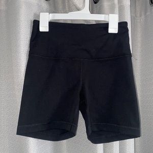 Yogalicious yoga/biking/running shorts in black